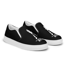 Load image into Gallery viewer, The King has one more move Men’s slip-on canvas shoes
